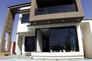 نمای ویلا با سمنت برد در کردان